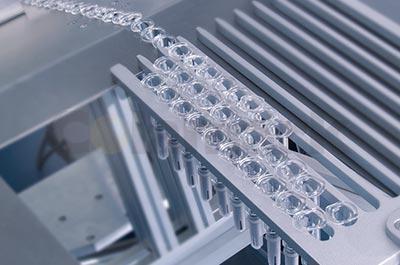 預充針管智能貼標機