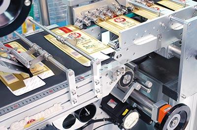 上下平面智能貼標(biāo)機(jī)